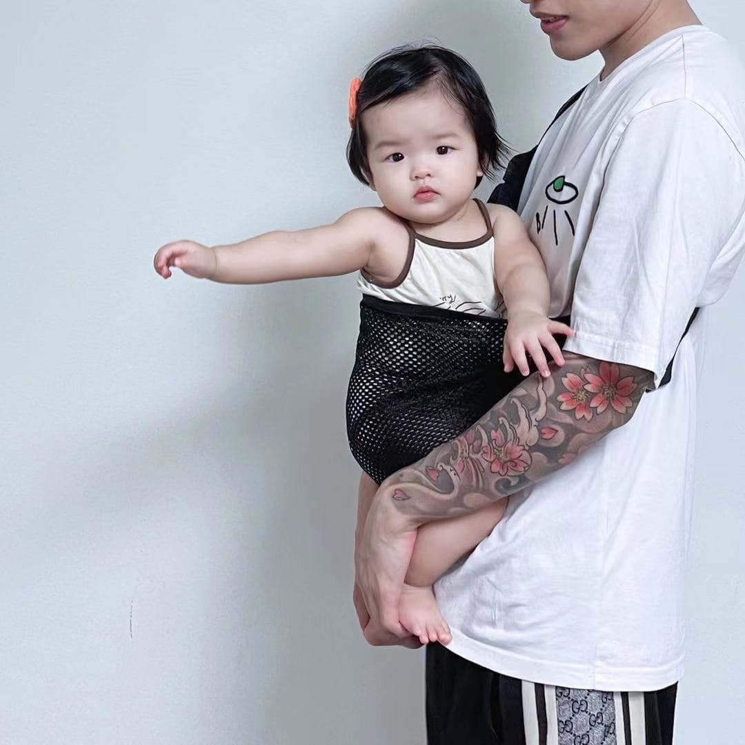 抱っこ紐 ベビースリング 通気性抜群メッシュ素材多機能ベビースリング